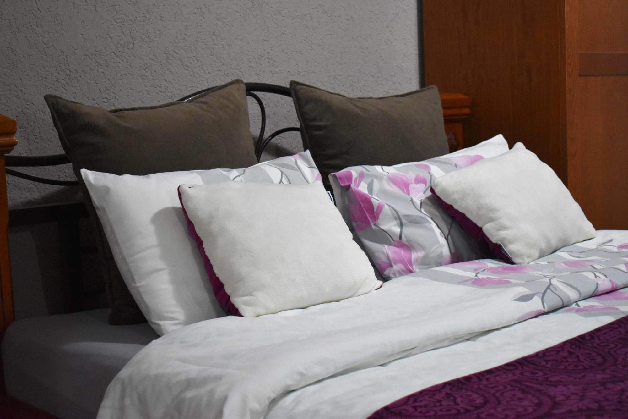 Apartments Villa Serventi ティヴァト エクステリア 写真